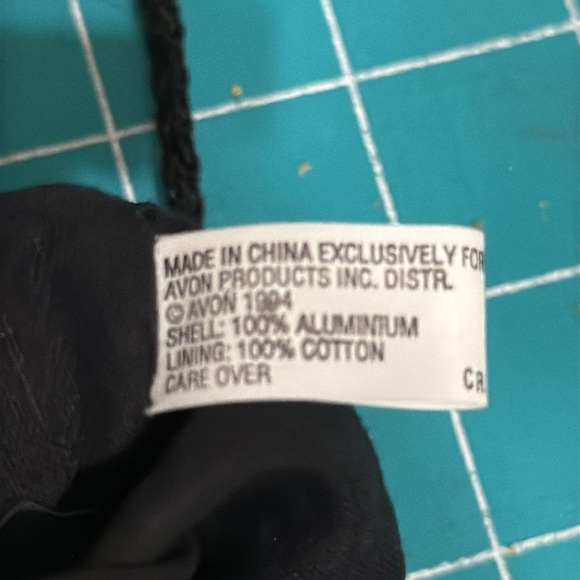 Vintage 90s Avon Black Aluminum Mesh Small Barrel Crossbody Bag Chic Trendy - Picture 7 of 7